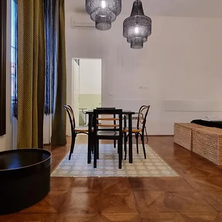 Dada Триест