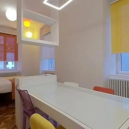 Dada Apartahotel 4*